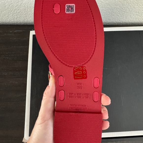 Larroudé Milan Grommet Thong Sandals - Scarlet 10/11 - Picture 5 of 8